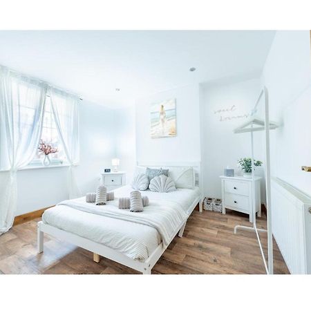 Holiday Home Folkestone Beach Екстер'єр фото